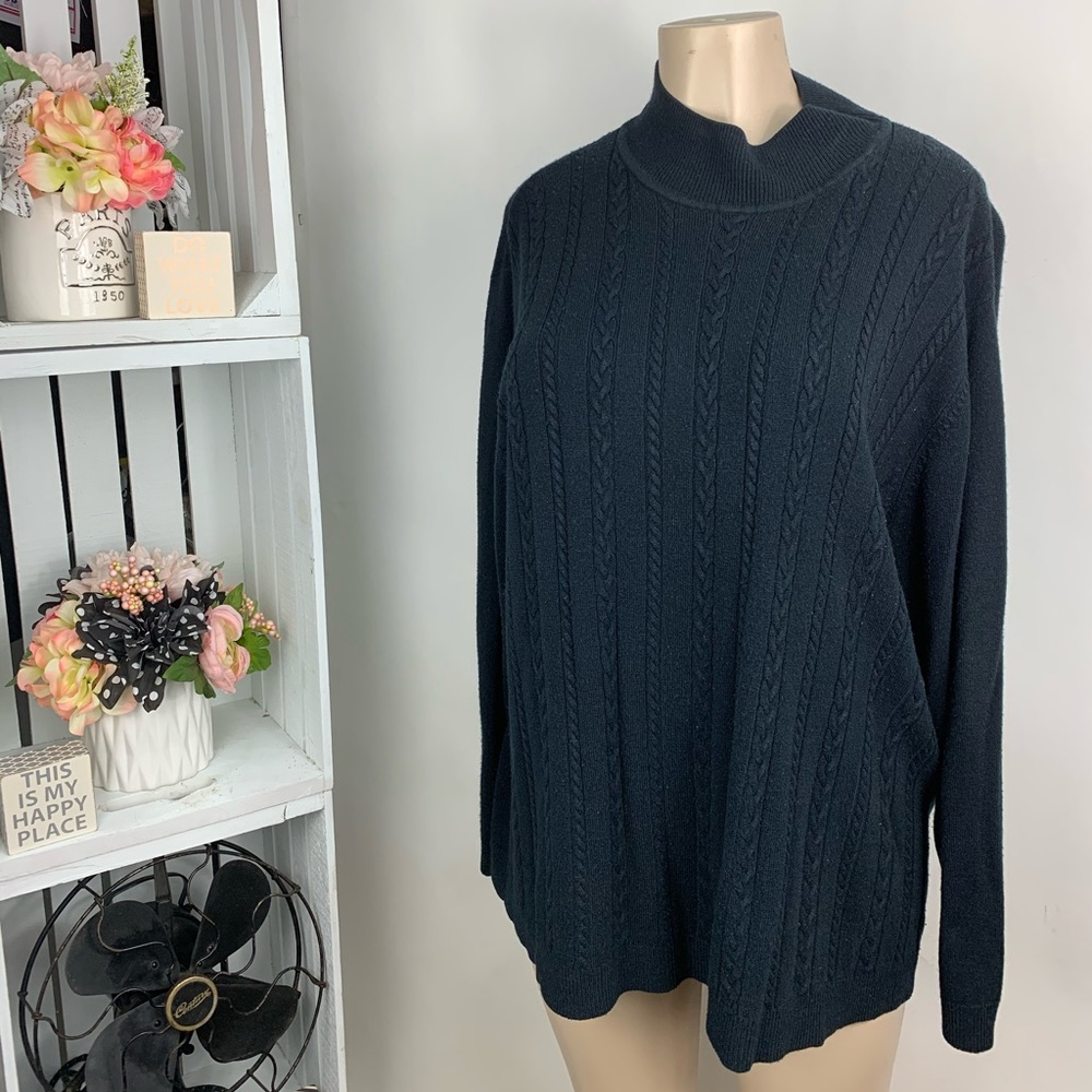 Extra Poin by Reference Point Womens   Sweater .